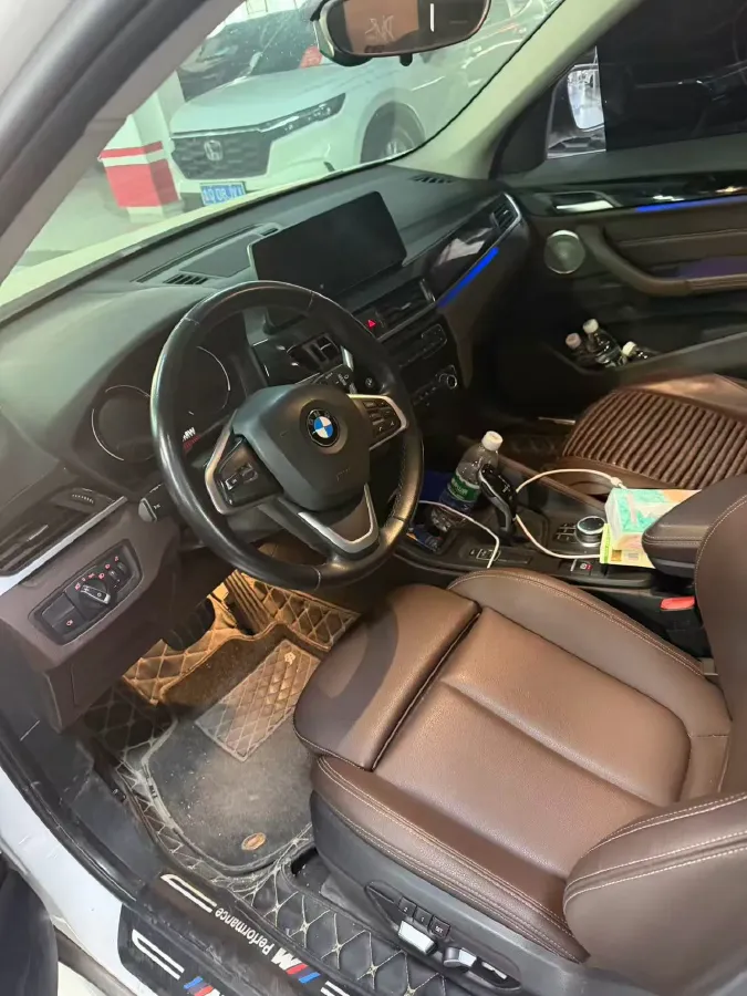 2022 BMW X1 1.5T 140HP L3 7DCT,autocango,china used car exporter,china ev exporter,chinese used car exporter,chinese used ev exporter