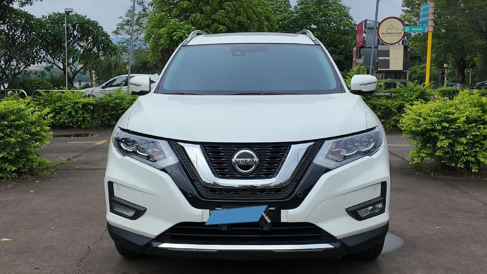2020 Nissan X-Trail 2.5L 186HP L4 CVT,autocango,china used car exporter,china ev exporter,chinese used car exporter,chinese used ev exporter