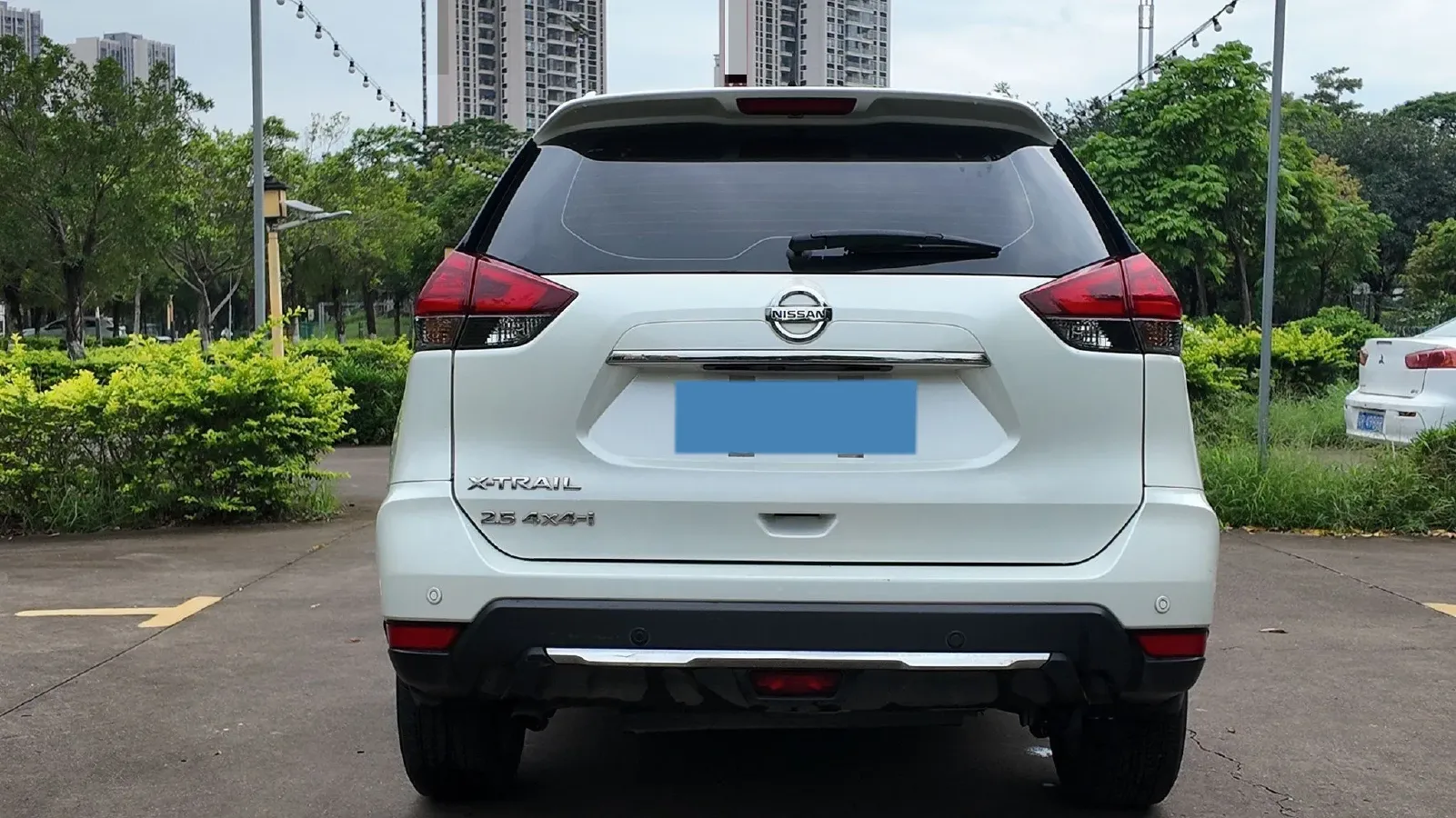 2020 Nissan X-Trail 2.5L 186HP L4 CVT,autocango,china used car exporter,china ev exporter,chinese used car exporter,chinese used ev exporter