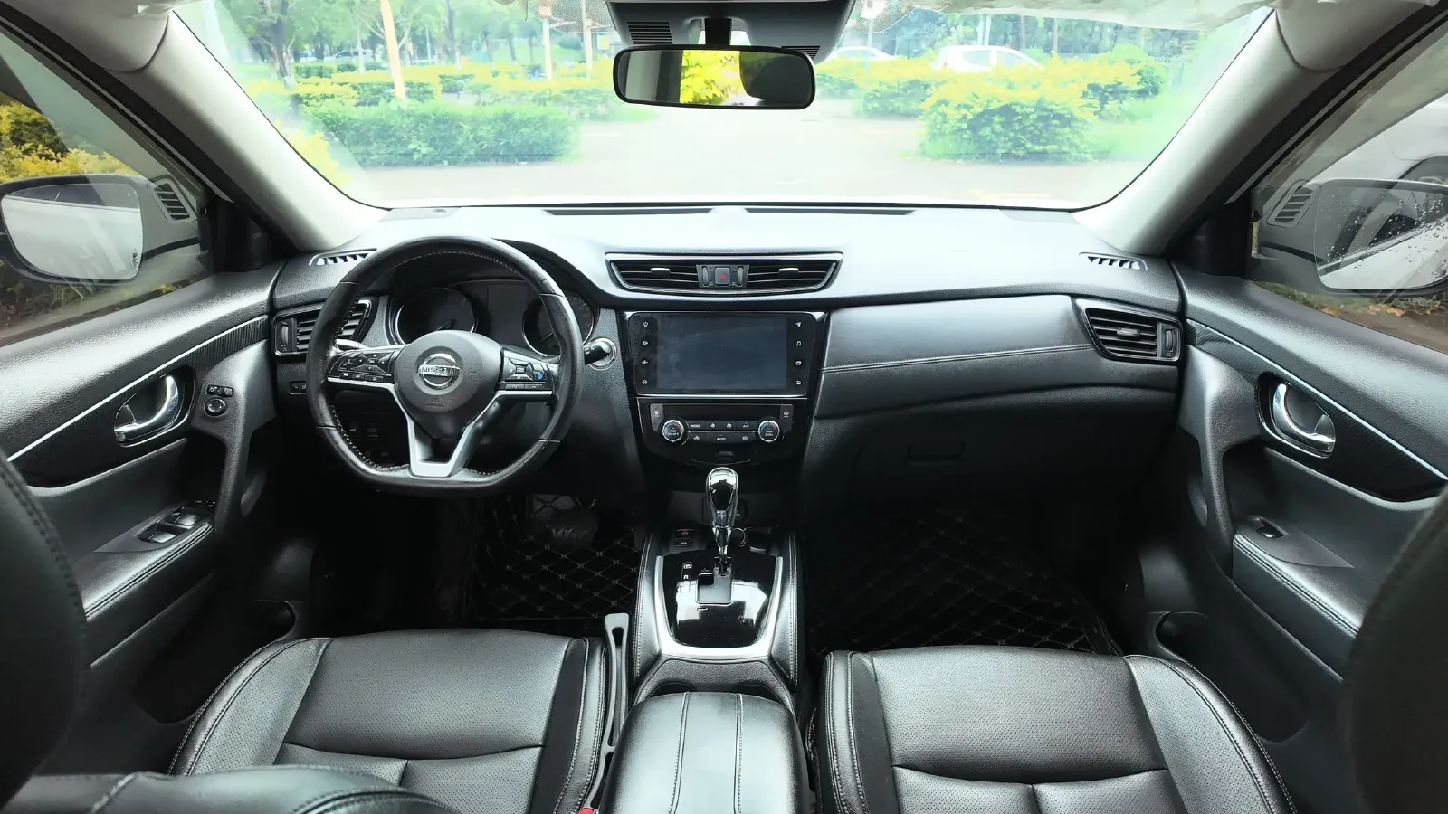 2020 Nissan X-Trail 2.5L 186HP L4 CVT,autocango,china used car exporter,china ev exporter,chinese used car exporter,chinese used ev exporter