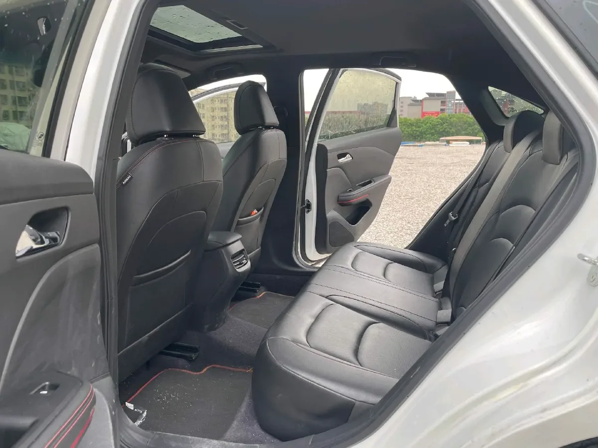 2019 Chevrolet Monza 1.3T 163HP L3 6AT,autocango,china used car exporter,china ev exporter,chinese used car exporter,chinese used ev exporter