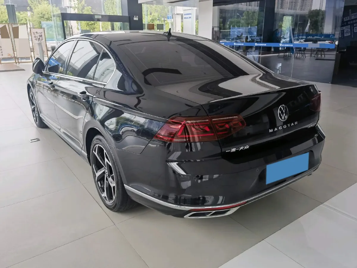2023 Volkswagen Magotan 2.0T 186HP L4 7DCT,autocango,china used car exporter,china ev exporter,chinese used car exporter,chinese used ev exporter