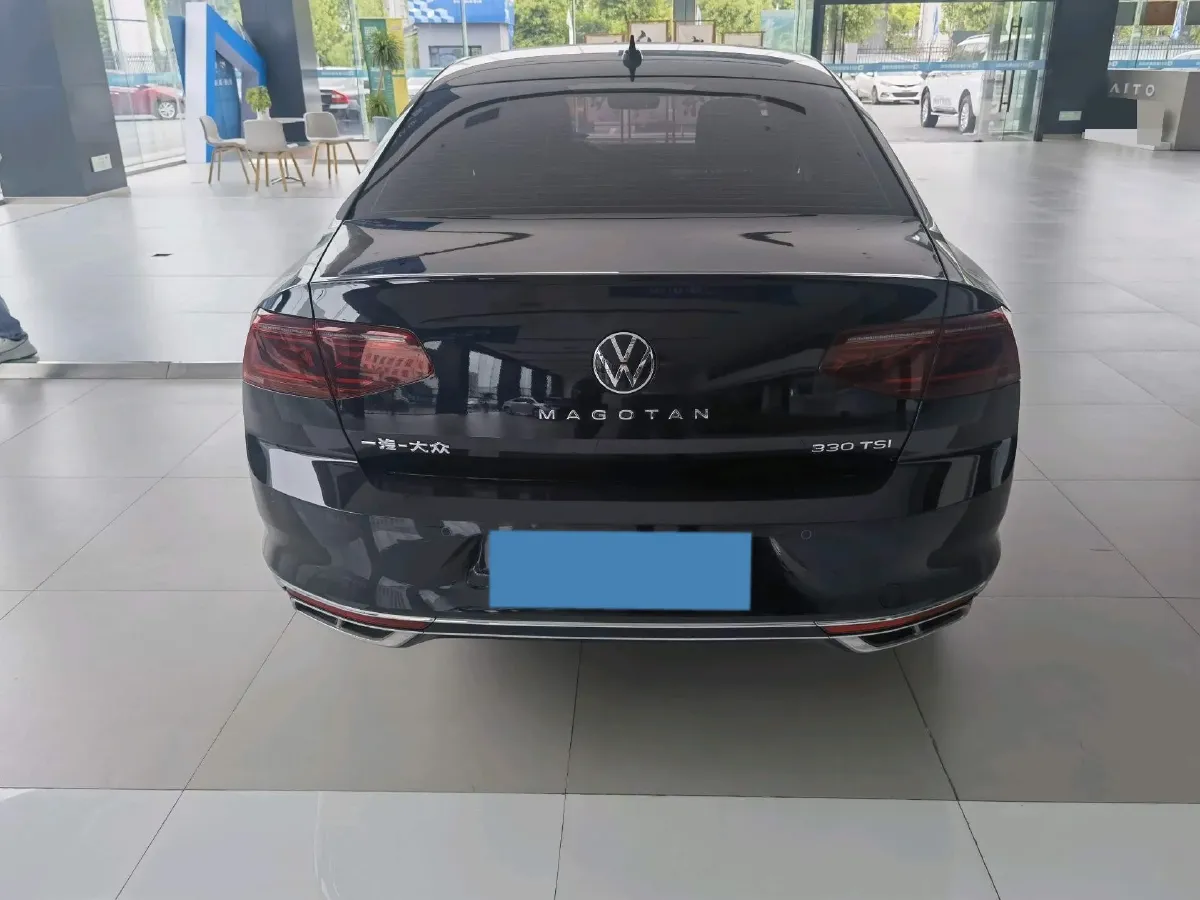 2023 Volkswagen Magotan 2.0T 186HP L4 7DCT,autocango,china used car exporter,china ev exporter,chinese used car exporter,chinese used ev exporter