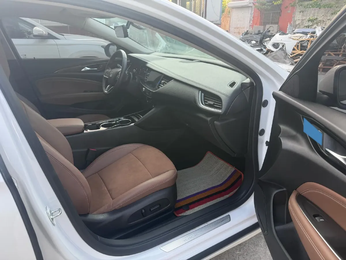 2023 Buick Regal 2.0T 237HP L4 9AT,autocango,china used car exporter,china ev exporter,chinese used car exporter,chinese used ev exporter