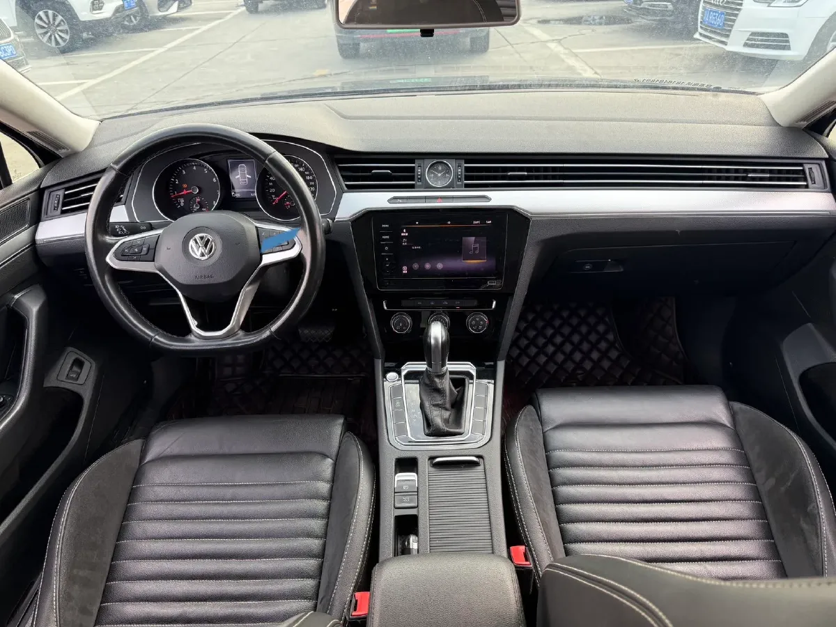 2020 Volkswagen Magotan 1.4T 150HP L4 7DCT,autocango,china used car exporter,china ev exporter,chinese used car exporter,chinese used ev exporter