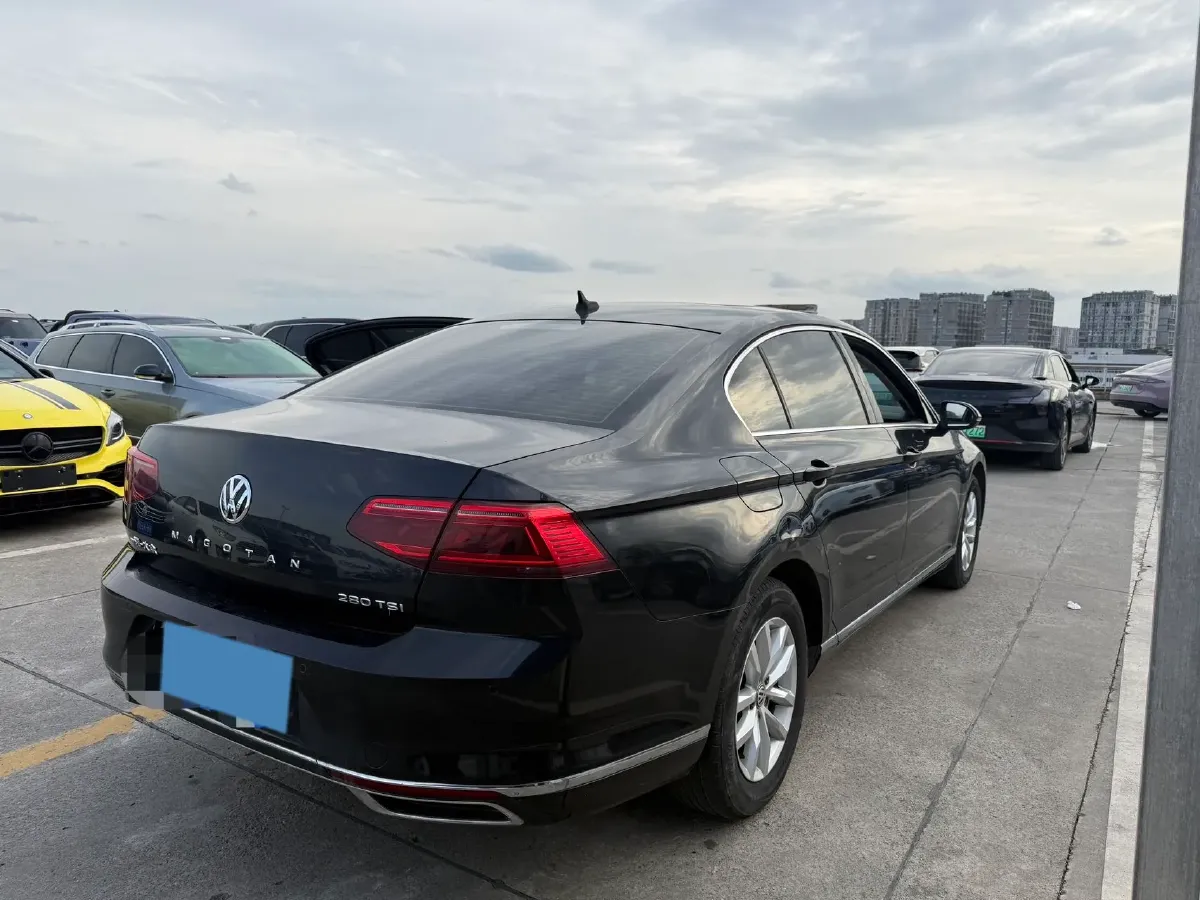 2020 Volkswagen Magotan 1.4T 150HP L4 7DCT,autocango,china used car exporter,china ev exporter,chinese used car exporter,chinese used ev exporter