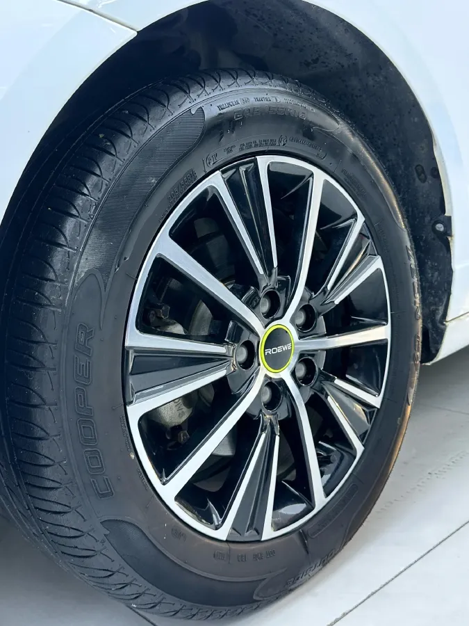 2021 Roewe i5 1.5L 120HP L4 CVT,autocango,china used car exporter,china ev exporter,chinese used car exporter,chinese used ev exporter