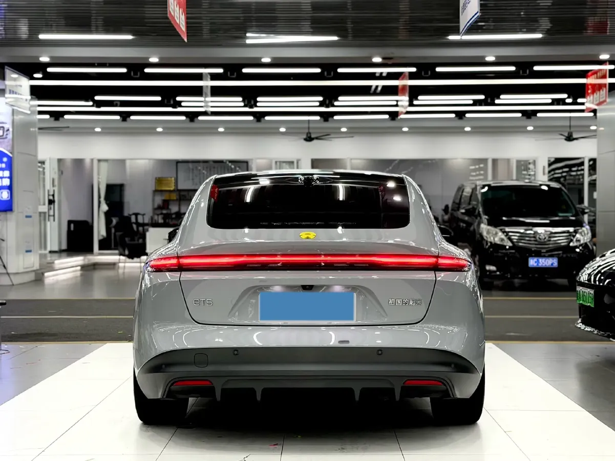 2024 NIO ET5 BEV 75KWH,autocango,china used car exporter,china ev exporter,chinese used car exporter,chinese used ev exporter