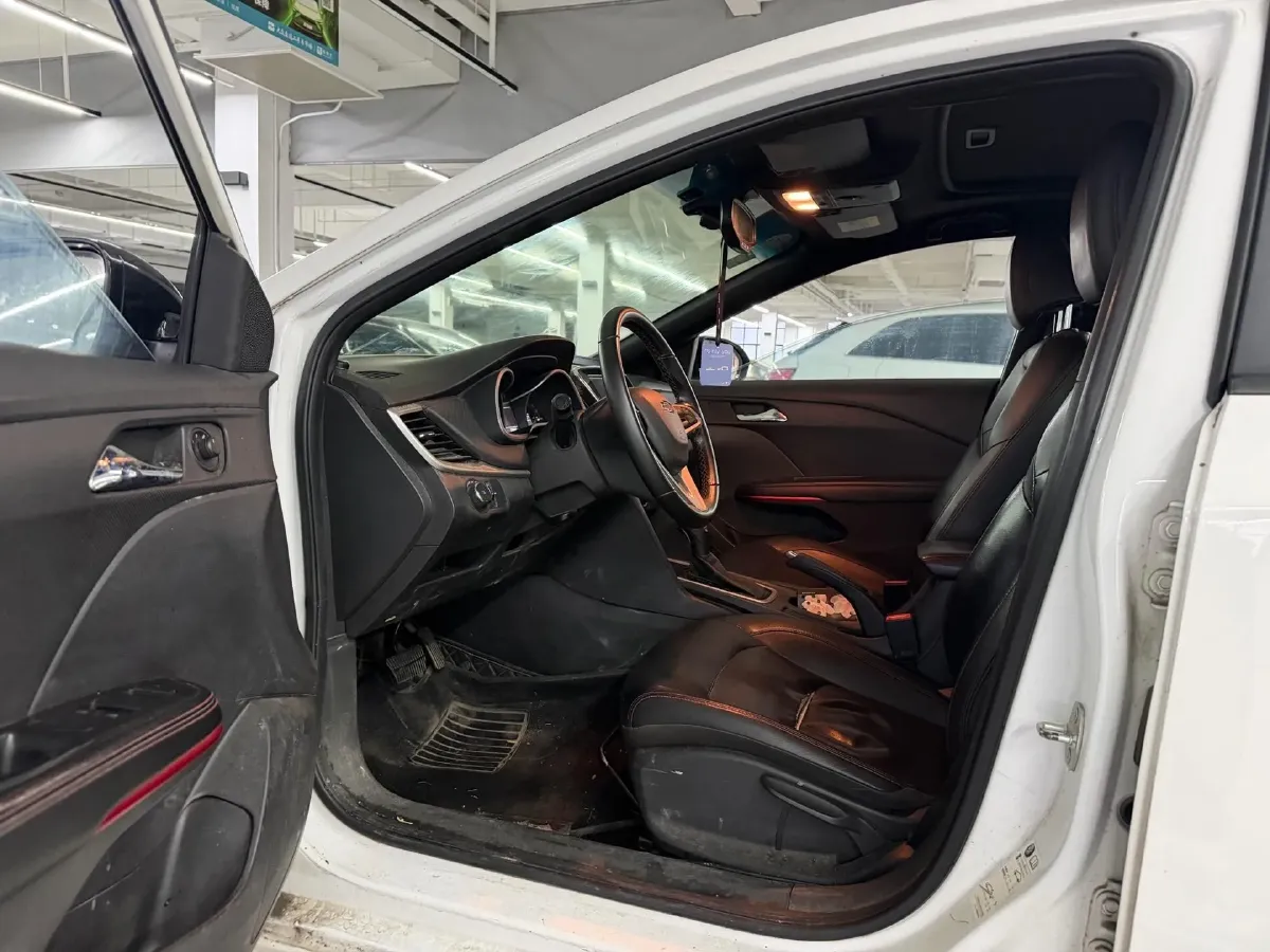 2020 Chevrolet Monza 1.3T 163HP L3 6AT,autocango,china used car exporter,china ev exporter,chinese used car exporter,chinese used ev exporter