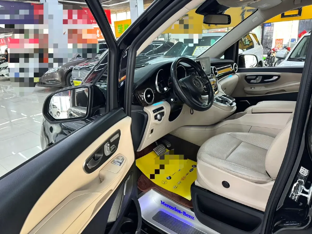 2018 Mercedes-Benz V Class 2.0T 211HP L4 7AT,autocango,china used car exporter,china ev exporter,chinese used car exporter,chinese used ev exporter