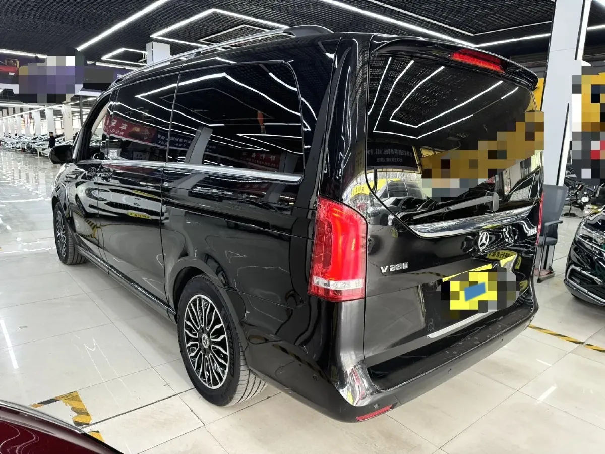 2018 Mercedes-Benz V Class 2.0T 211HP L4 7AT,autocango,china used car exporter,china ev exporter,chinese used car exporter,chinese used ev exporter