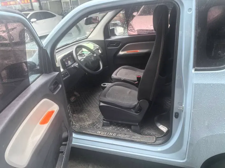 2021 WuLing HongGuang MINI EV BEV 9.3KWH,autocango,china used car exporter,china ev exporter,chinese used car exporter,chinese used ev exporter