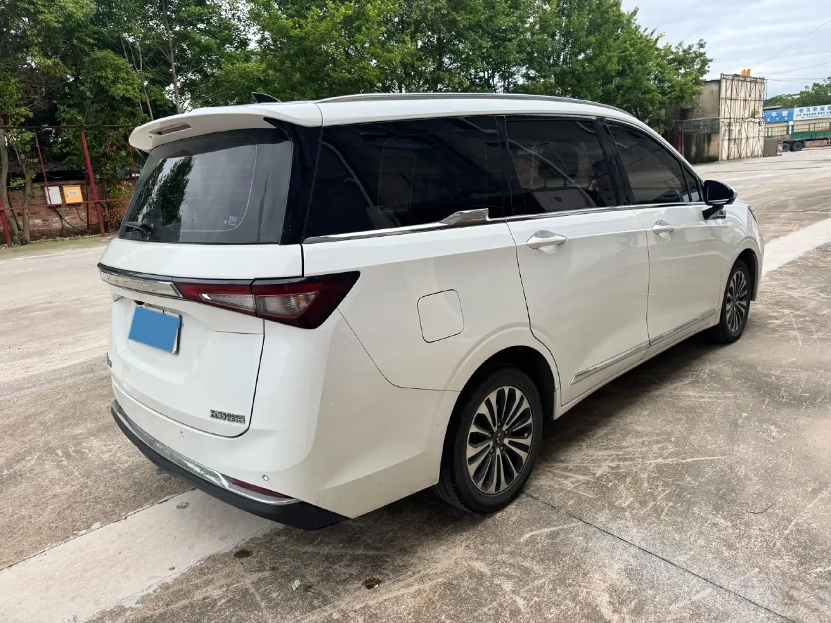 2022 Venucia T60 1.6L 126HP L4 CVT,autocango,china used car exporter,china ev exporter,chinese used car exporter,chinese used ev exporter