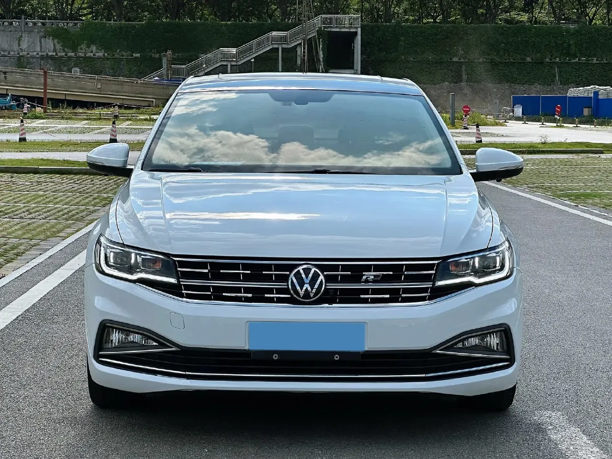 2021 Volkswagen Bora 1.5L 113HP L4 6AT,autocango,china used car exporter,china ev exporter,chinese used car exporter,chinese used ev exporter