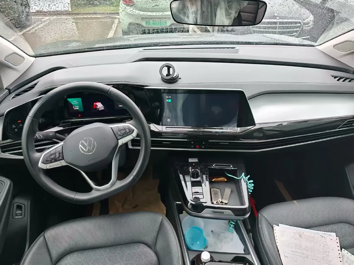 2023 Volkswagen Talagon 2.0T 220HP L4 7DCT,autocango,china used car exporter,china ev exporter,chinese used car exporter,chinese used ev exporter