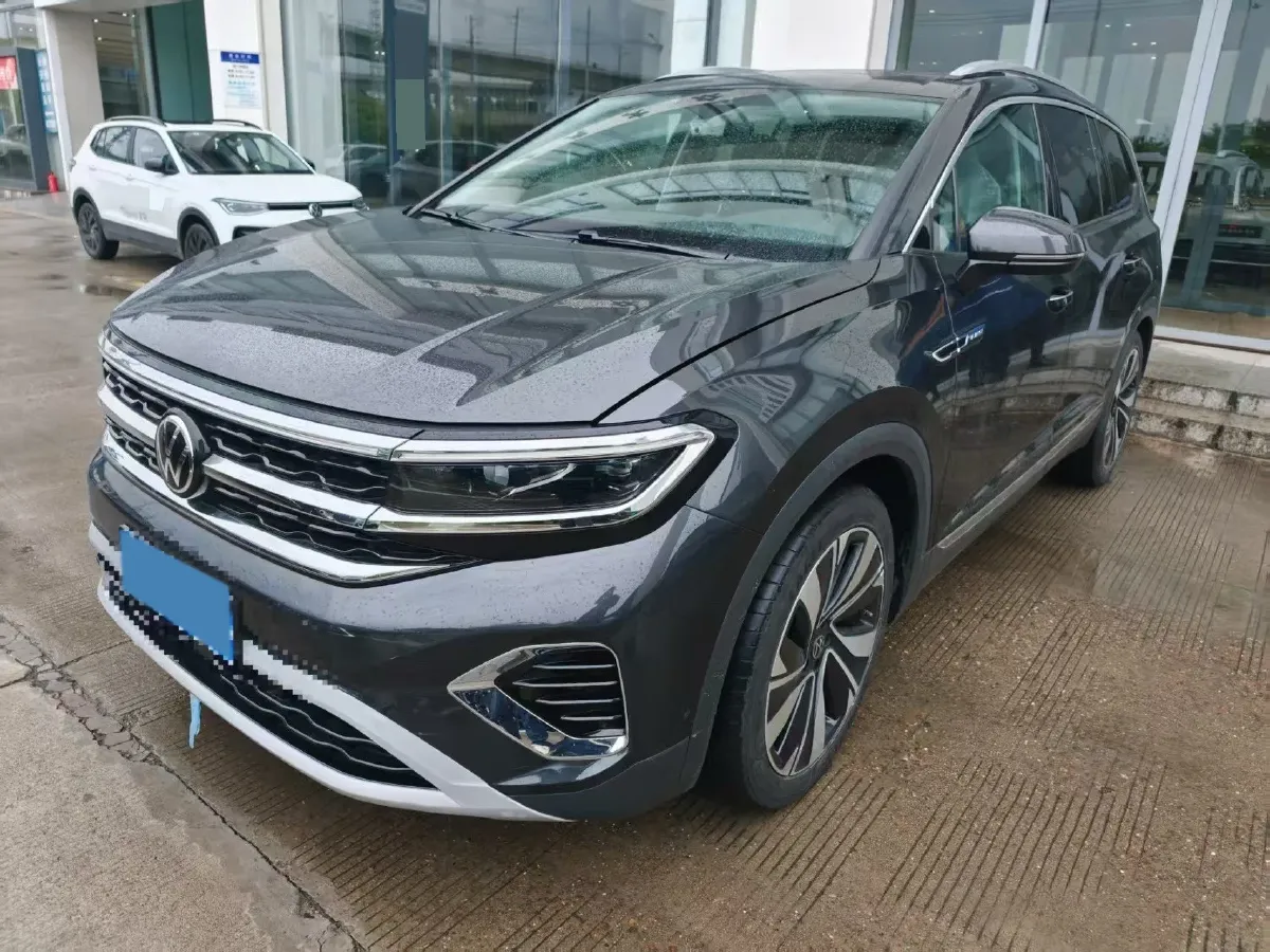 2023 Volkswagen Talagon 2.0T 220HP L4 7DCT,autocango,china used car exporter,china ev exporter,chinese used car exporter,chinese used ev exporter