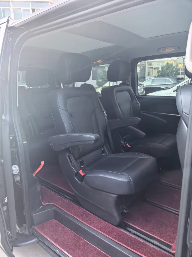 2021 Mercedes-Benz V Class 2.0T 211HP L4 9AT,autocango,china used car exporter,china ev exporter,chinese used car exporter,chinese used ev exporter