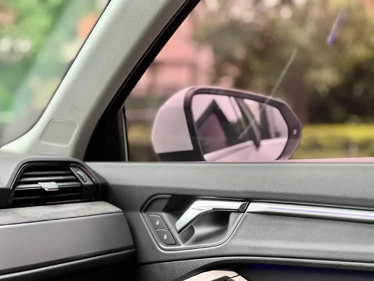 2021 Audi Q3 2.0T 186HP L4 7DCT,autocango,china used car exporter,china ev exporter,chinese used car exporter,chinese used ev exporter