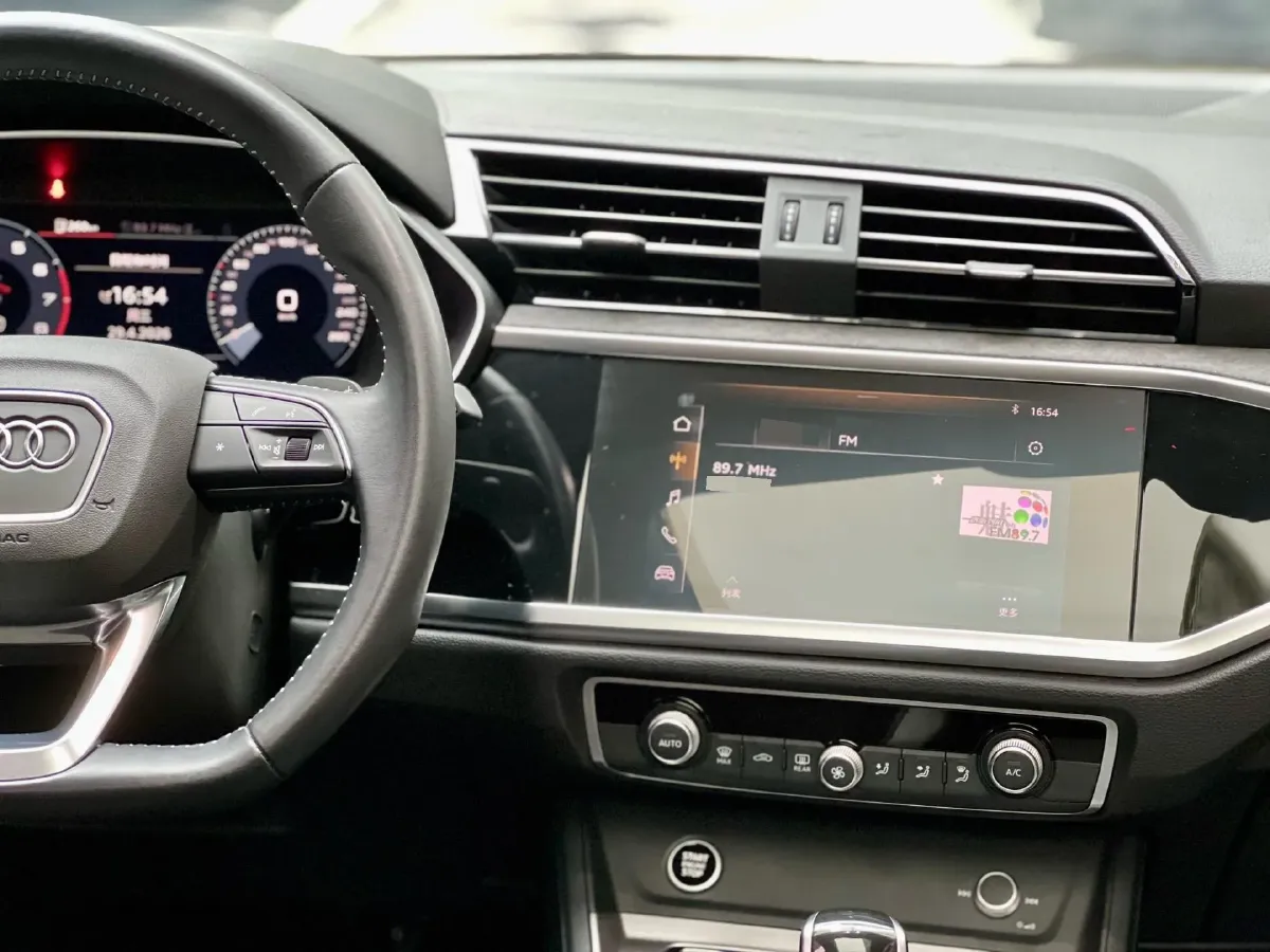 2021 Audi Q3 2.0T 186HP L4 7DCT,autocango,china used car exporter,china ev exporter,chinese used car exporter,chinese used ev exporter