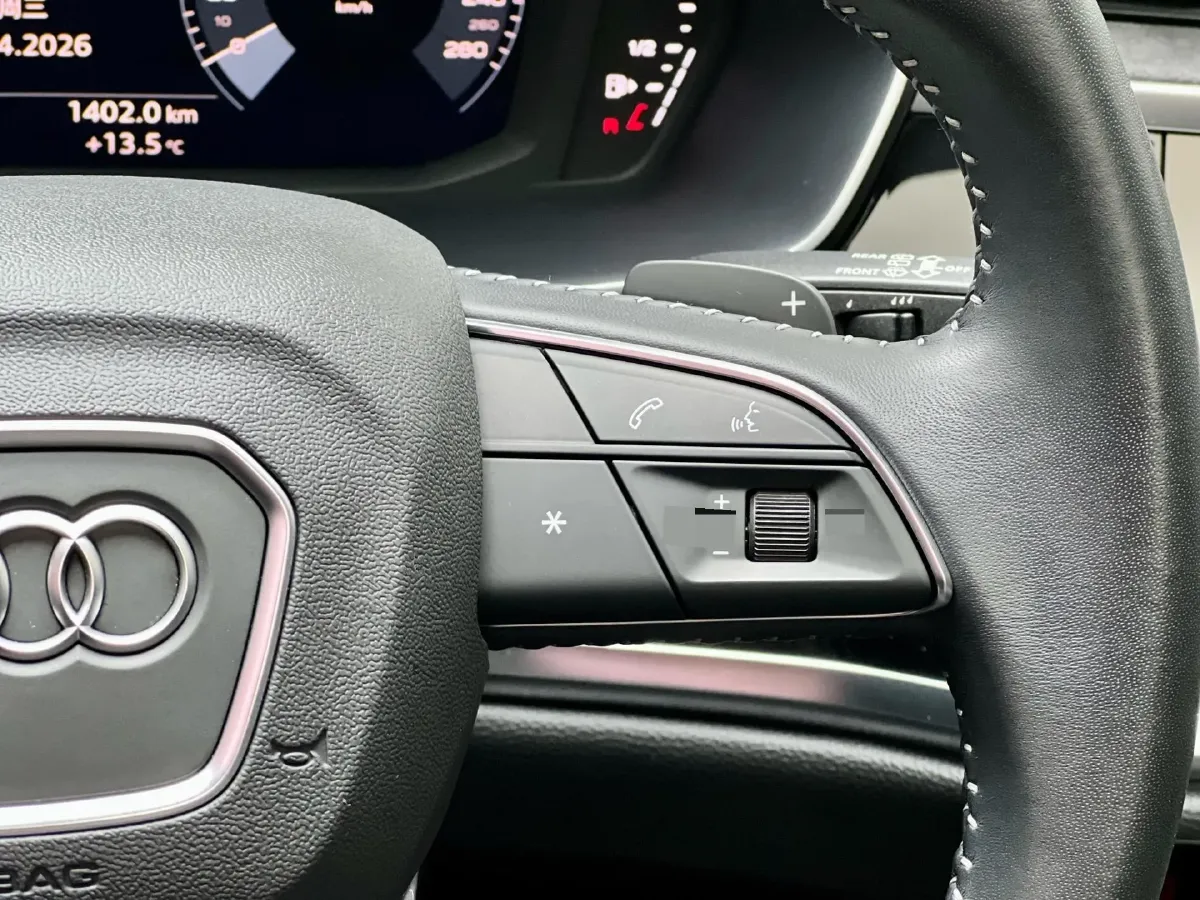 2021 Audi Q3 2.0T 186HP L4 7DCT,autocango,china used car exporter,china ev exporter,chinese used car exporter,chinese used ev exporter