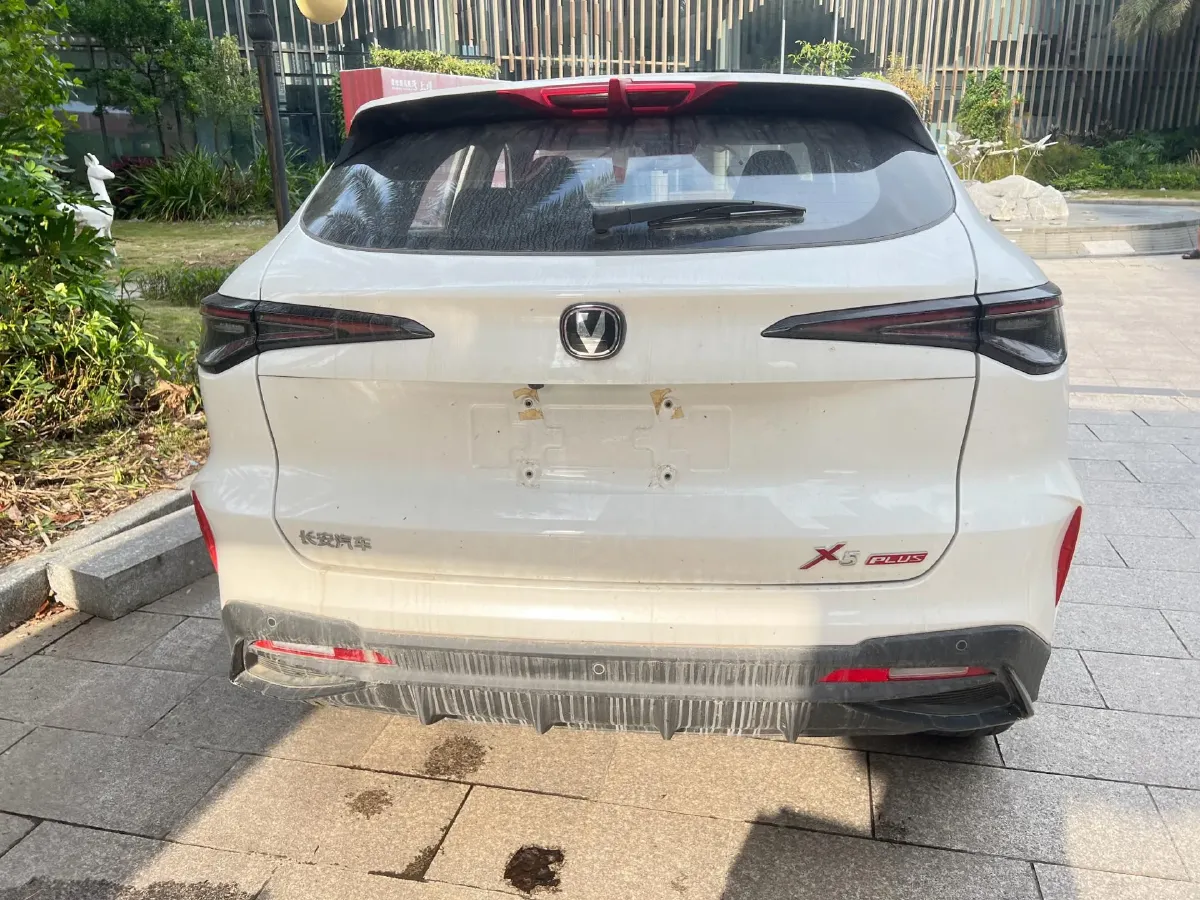 2025 ChangAn X5 PLUS 1.5T 188HP L4 7DCT,autocango,china used car exporter,china ev exporter,chinese used car exporter,chinese used ev exporter