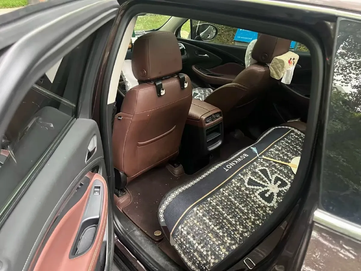 2020 Buick EnvisionPlus 2.0T 260HP L4 9AT,autocango,china used car exporter,china ev exporter,chinese used car exporter,chinese used ev exporter