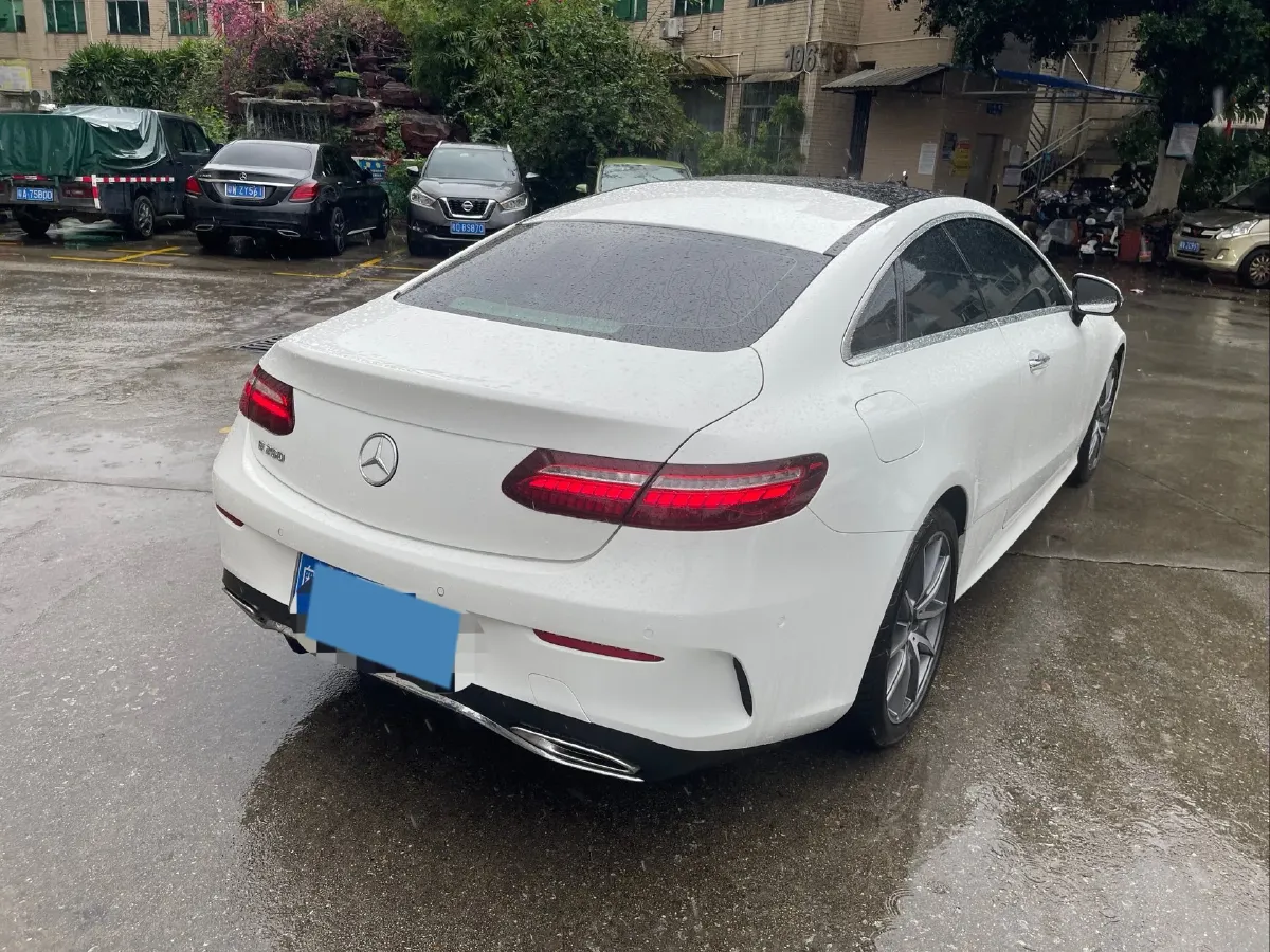 2023 Mercedes-Benz E Class 2.0T 197HP L4 9AT,autocango,china used car exporter,china ev exporter,chinese used car exporter,chinese used ev exporter