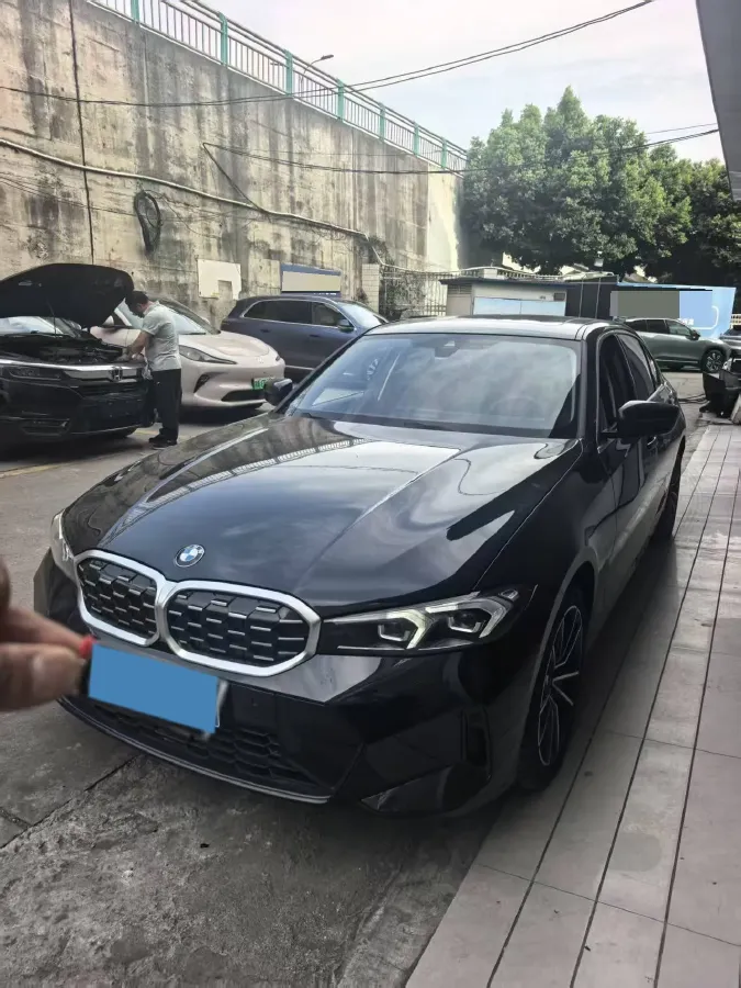 2025 BMW 3 Series 2.0T 184HP L4 8AT,autocango,china used car exporter,china ev exporter,chinese used car exporter,chinese used ev exporter
