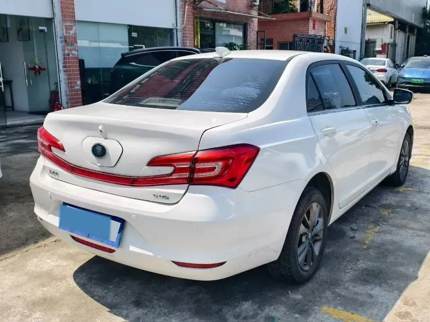 2017 BYD Qin 1.5T 154HP L4 6DCT PHEV,autocango,china used car exporter,china ev exporter,chinese used car exporter,chinese used ev exporter