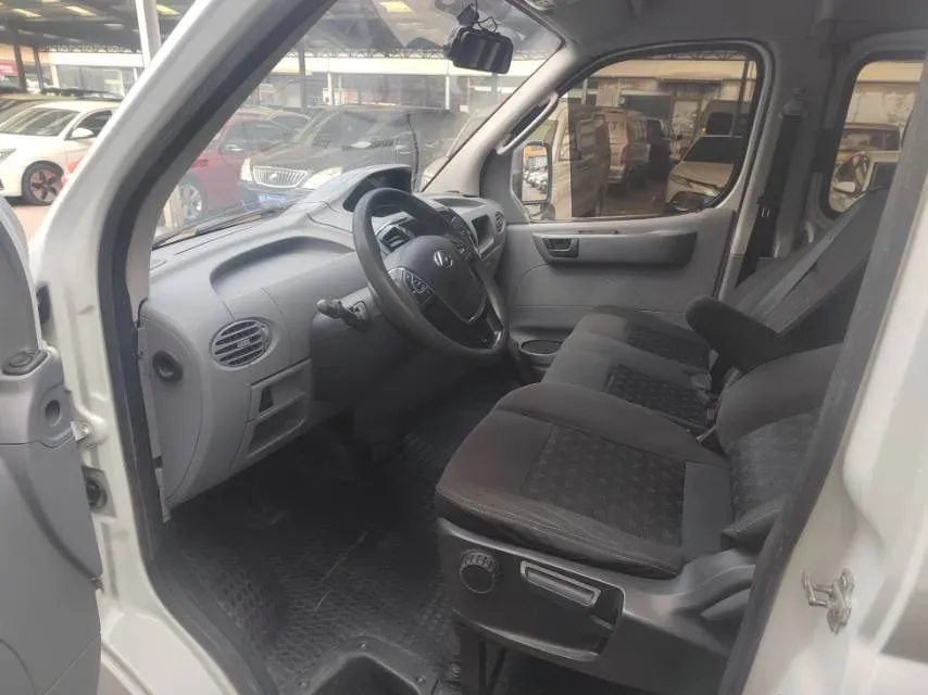 2018 DongFeng DFAC YuFeng 2.5T 136HP L4 6MT,autocango,china used car exporter,china ev exporter,chinese used car exporter,chinese used ev exporter