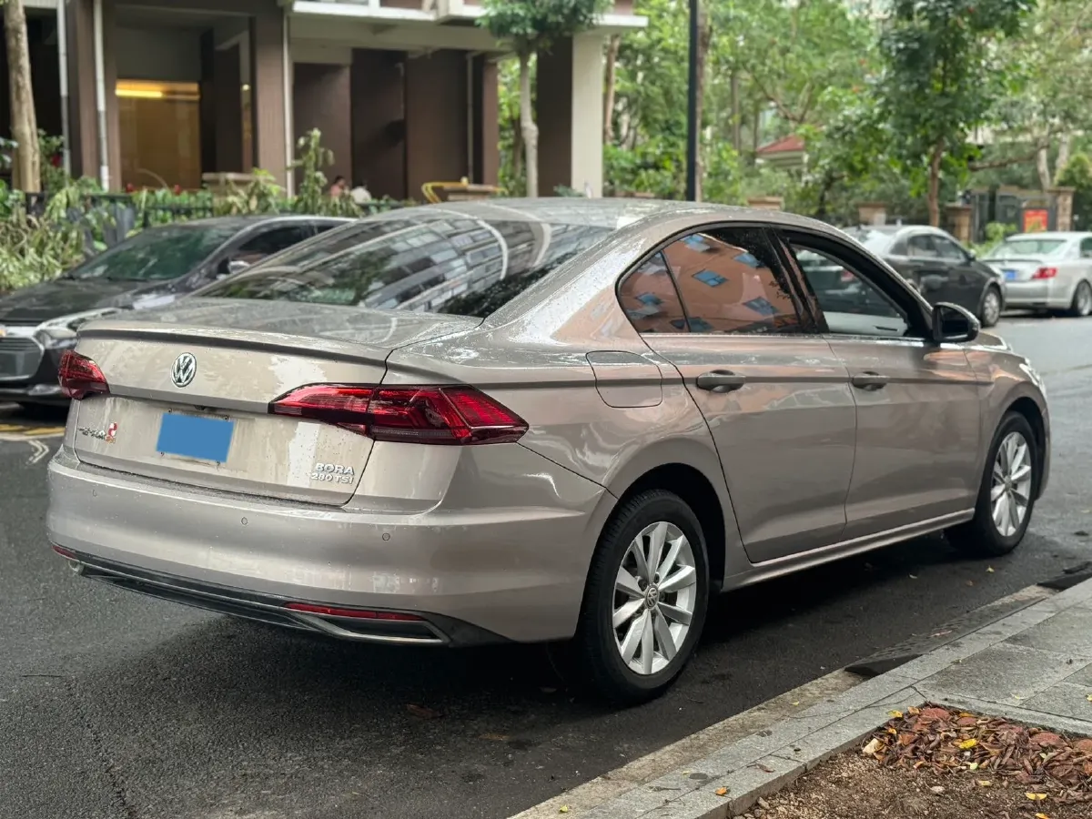 2019 Ford Focus 1.5T 184HP L3 8AT,autocango,china used car exporter,china ev exporter,chinese used car exporter,chinese used ev exporter