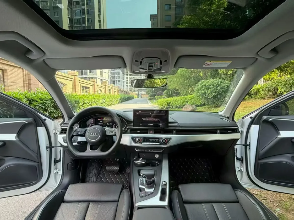 2020 Audi A4L 2.0T 190HP L4 7DCT,autocango,china used car exporter,china ev exporter,chinese used car exporter,chinese used ev exporter