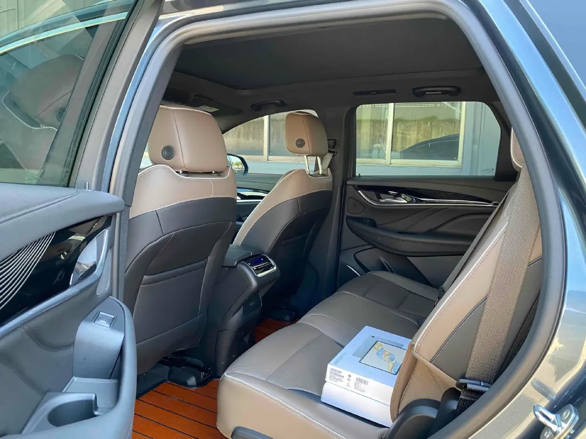 2020 Buick Enclave 2.0T 237HP L4 9AT,autocango,china used car exporter,china ev exporter,chinese used car exporter,chinese used ev exporter