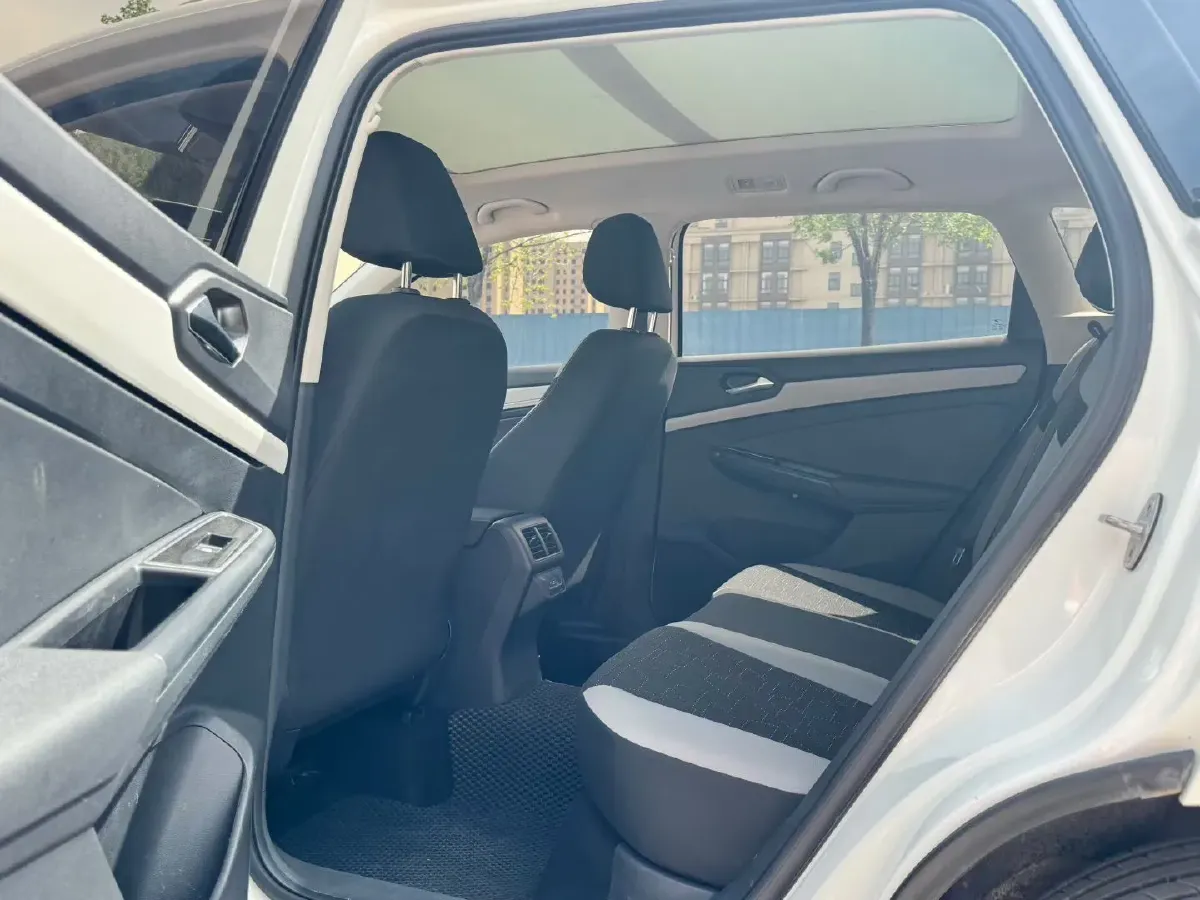 2023 Jetta VS7 1.4T 150HP L4 6AT,autocango,china used car exporter,china ev exporter,chinese used car exporter,chinese used ev exporter