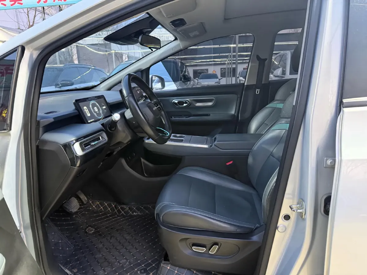 2023 GAC Trumpchi GS4 1.5T 177HP L4 6AT,autocango,china used car exporter,china ev exporter,chinese used car exporter,chinese used ev exporter