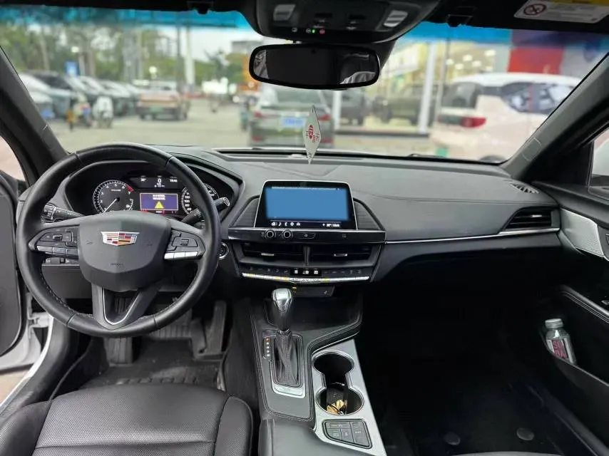 2021 Cadillac CT4 2.0T 237HP L4 8AT,autocango,china used car exporter,china ev exporter,chinese used car exporter,chinese used ev exporter