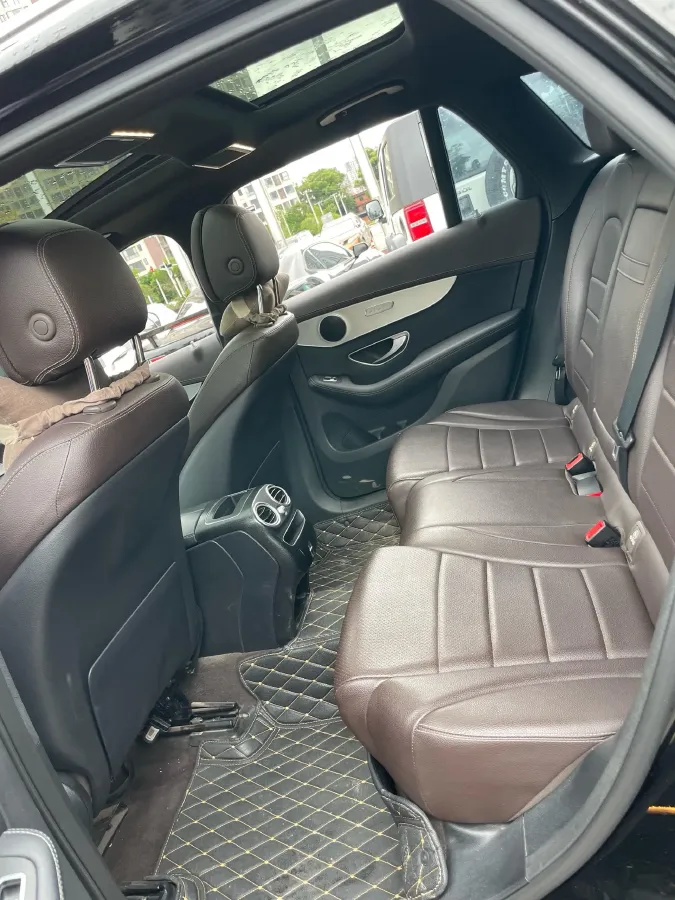 2021 Mercedes-Benz GLC Class 2.0T 197HP L4 9AT,autocango,china used car exporter,china ev exporter,chinese used car exporter,chinese used ev exporter