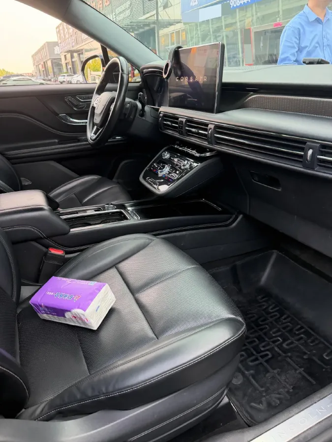 2021 Lincoln Corsair 2.0T 245HP L4 8AT,autocango,china used car exporter,china ev exporter,chinese used car exporter,chinese used ev exporter