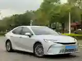 2024 Toyota Camry 2.0L 152HP L4 E-CVT Hybrid