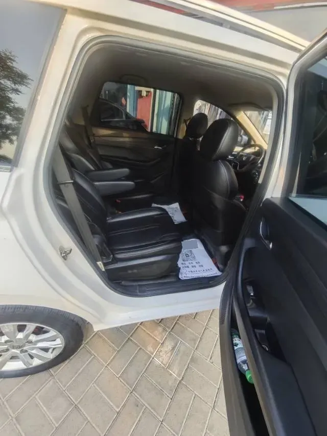 2018 BaoJun 360 1.5L 112HP L4 6MT,autocango,china used car exporter,china ev exporter,chinese used car exporter,chinese used ev exporter