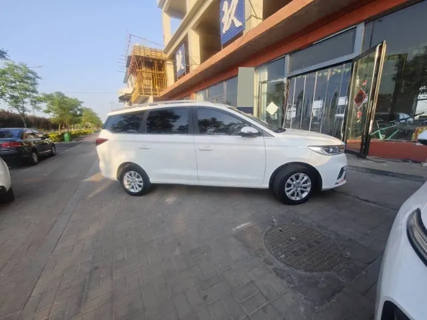 2018 BaoJun 360 1.5L 112HP L4 6MT,autocango,china used car exporter,china ev exporter,chinese used car exporter,chinese used ev exporter