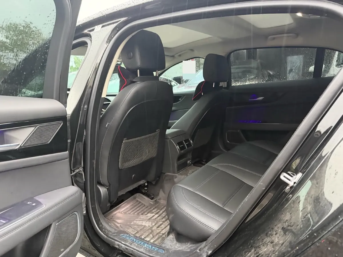 2020 Jaguar XEL 2.0T 200HP L4 8AT,autocango,china used car exporter,china ev exporter,chinese used car exporter,chinese used ev exporter