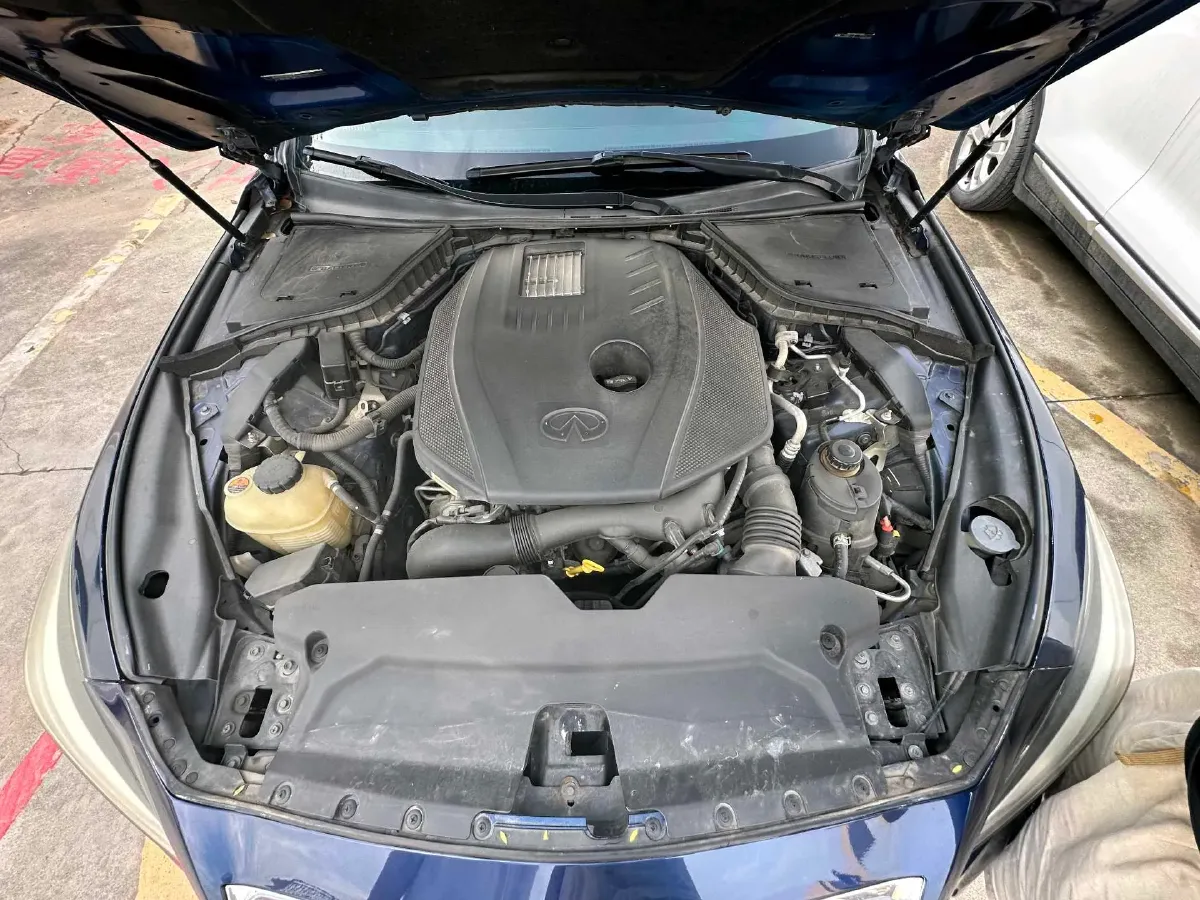 2016 Infiniti Q50L 2.0T 211HP L4 7AT,autocango,china used car exporter,china ev exporter,chinese used car exporter,chinese used ev exporter