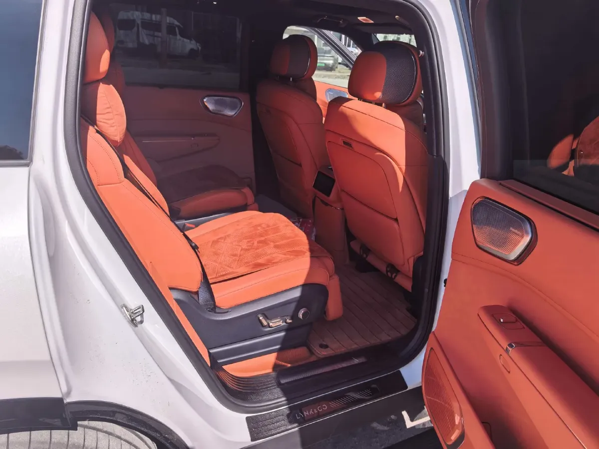 2025 LYNK&CO 900 2.0T 254HP L4 3DHT PHEV 50KWH,autocango,china used car exporter,china ev exporter,chinese used car exporter,chinese used ev exporter