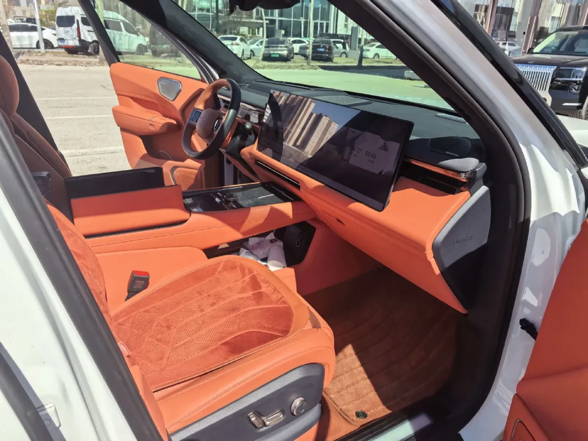 2025 LYNK&CO 900 2.0T 254HP L4 3DHT PHEV 50KWH,autocango,china used car exporter,china ev exporter,chinese used car exporter,chinese used ev exporter