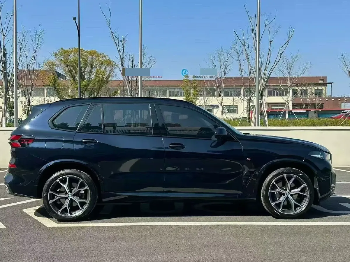 2023 BMW X5 2.0T 258HP L4 8AT,autocango,china used car exporter,china ev exporter,chinese used car exporter,chinese used ev exporter