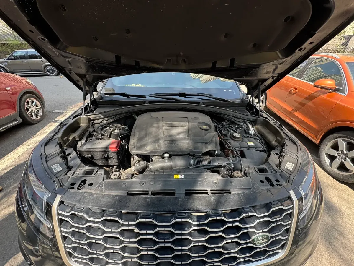 2022 Land Rover Range Rover Velar 2.0T 250HP L4 8AT,autocango,china used car exporter,china ev exporter,chinese used car exporter,chinese used ev exporter