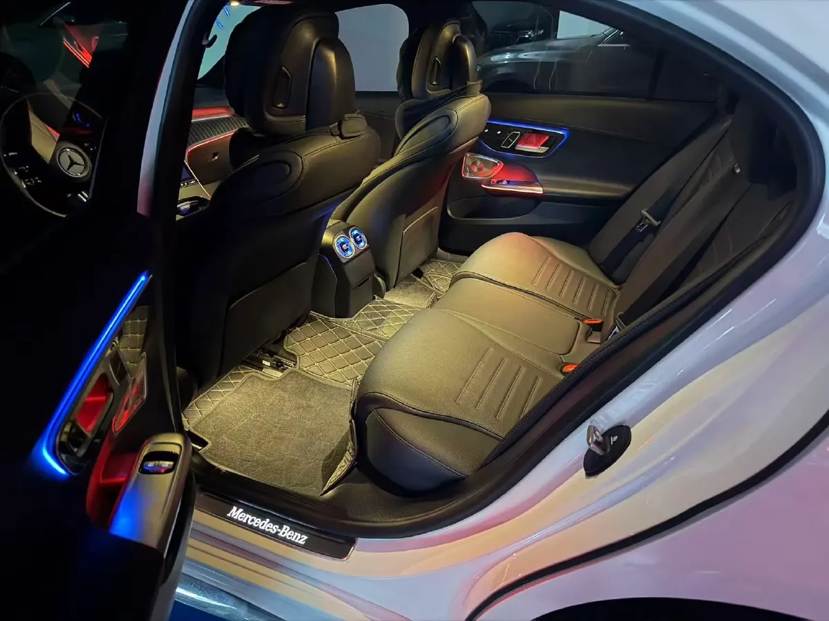 2024 Mercedes-Benz C Class 1.5T 204HP L4 9AT,autocango,china used car exporter,china ev exporter,chinese used car exporter,chinese used ev exporter