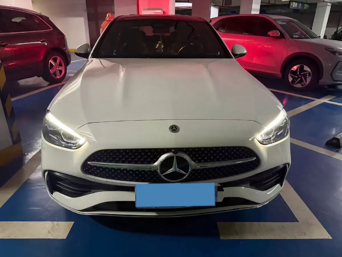 2024 Mercedes-Benz C Class 1.5T 204HP L4 9AT,autocango,china used car exporter,china ev exporter,chinese used car exporter,chinese used ev exporter
