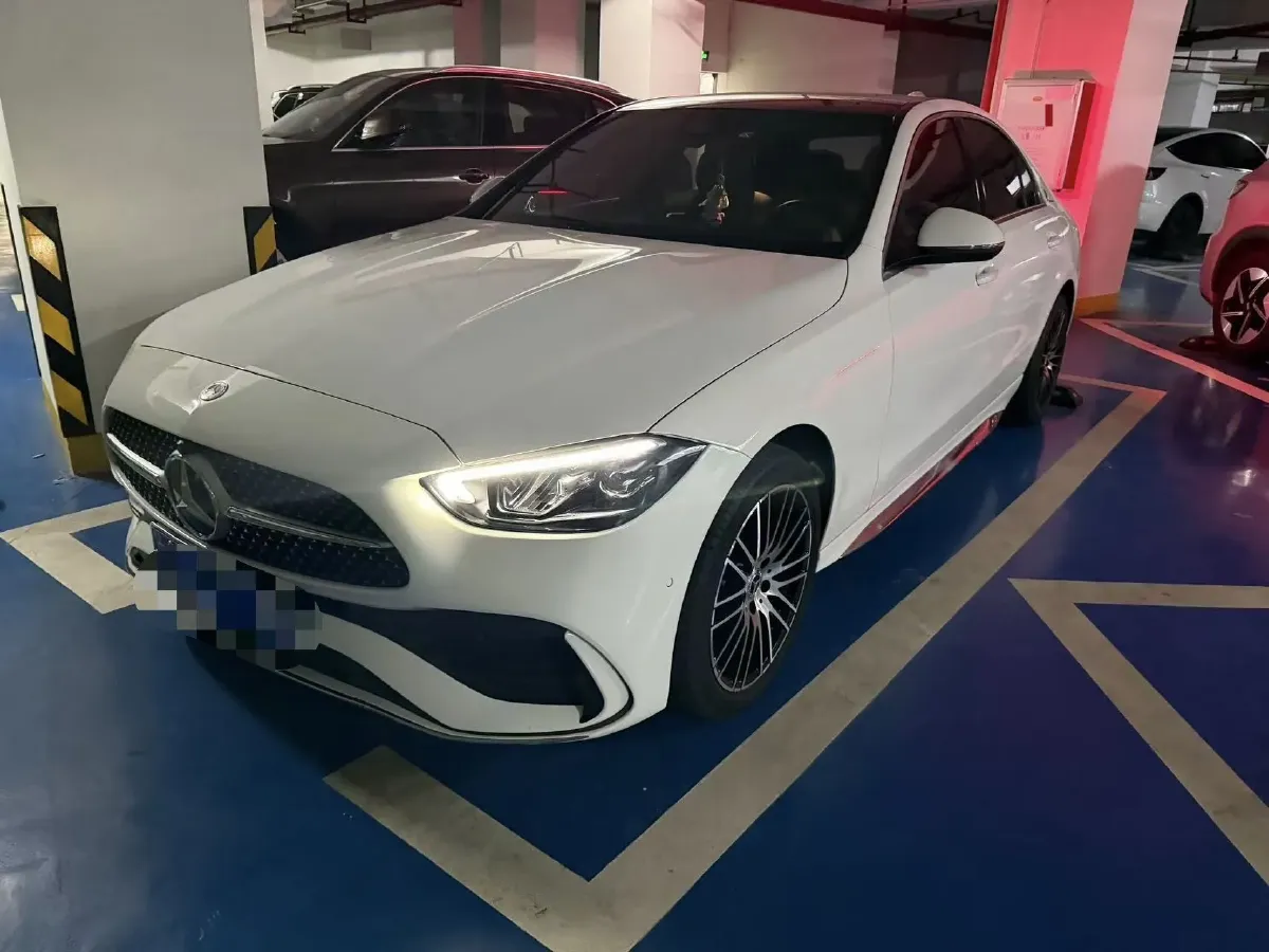 2024 Mercedes-Benz C Class 1.5T 204HP L4 9AT,autocango,china used car exporter,china ev exporter,chinese used car exporter,chinese used ev exporter